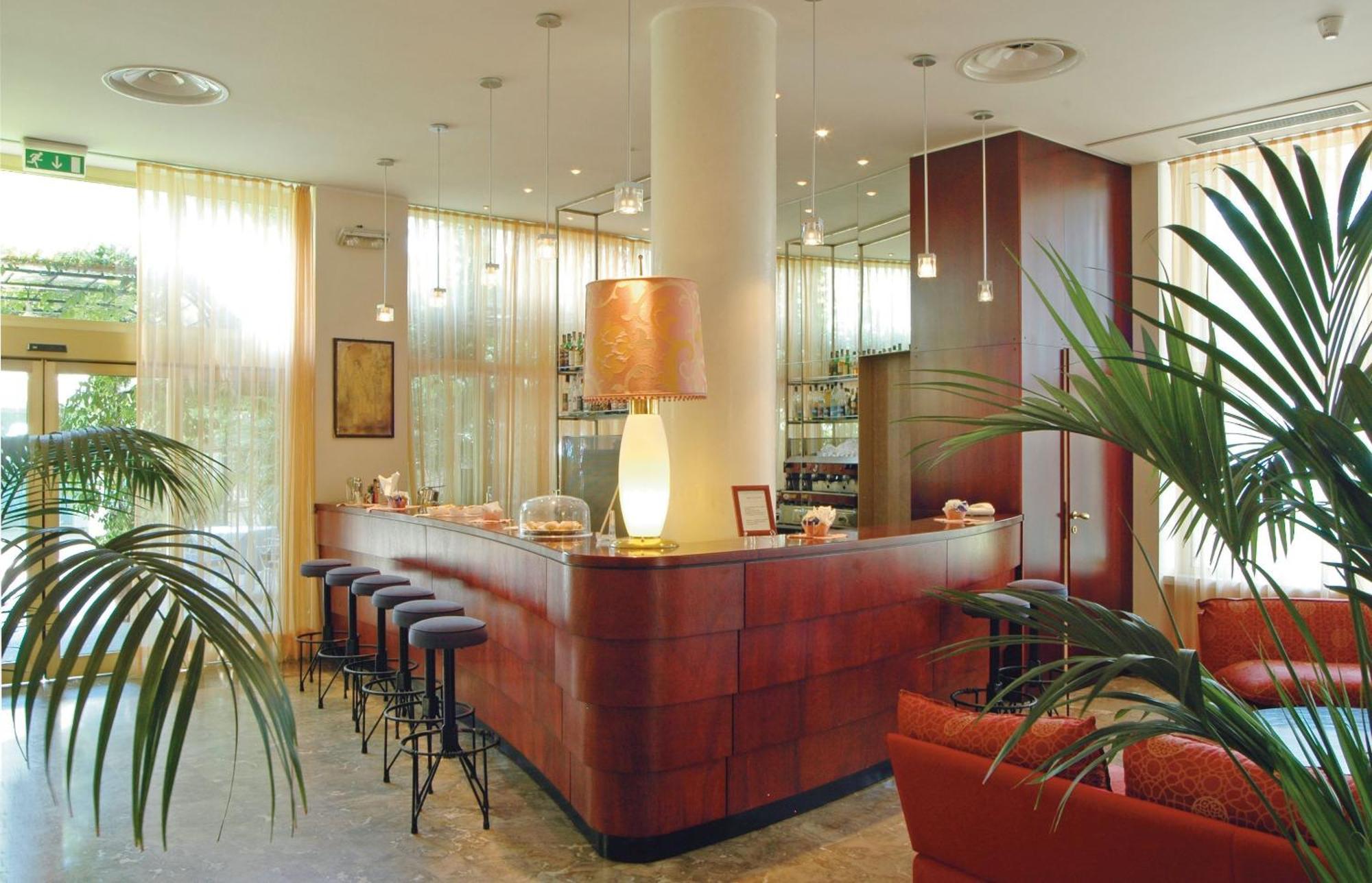 Reginna Palace Hotel Майори Экстерьер фото