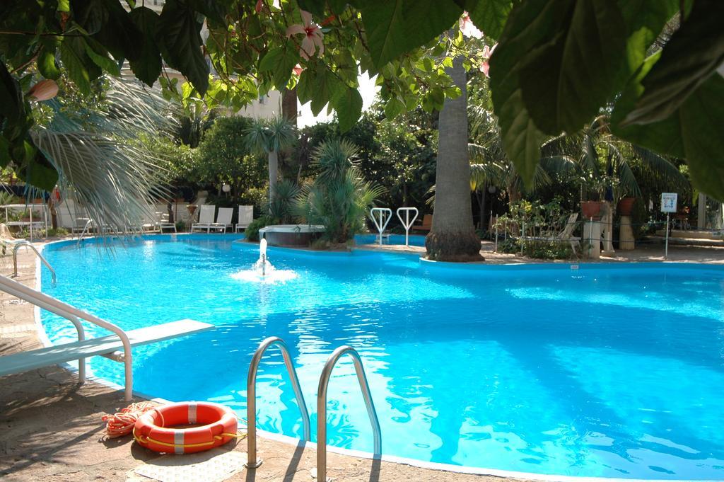 Reginna Palace Hotel Майори Экстерьер фото